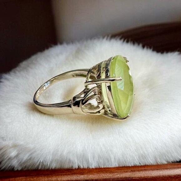 ☀️Rare Australian Golden Prehnite Sterling Silver Ring (7)☀️ - Picture 7 of 14